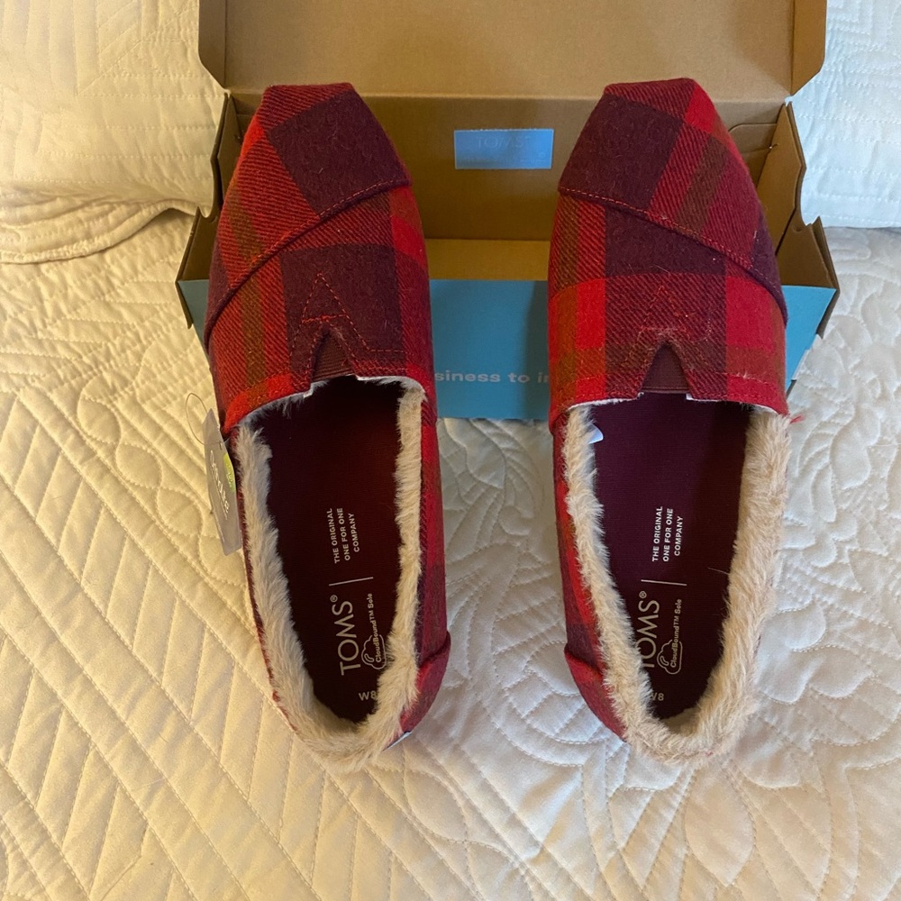 NWT Tom’s Plaid Alpargatas